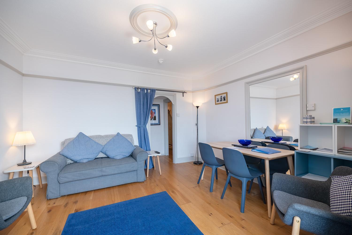 Ground Floor Sea View Apartment 애버디피 외부 사진