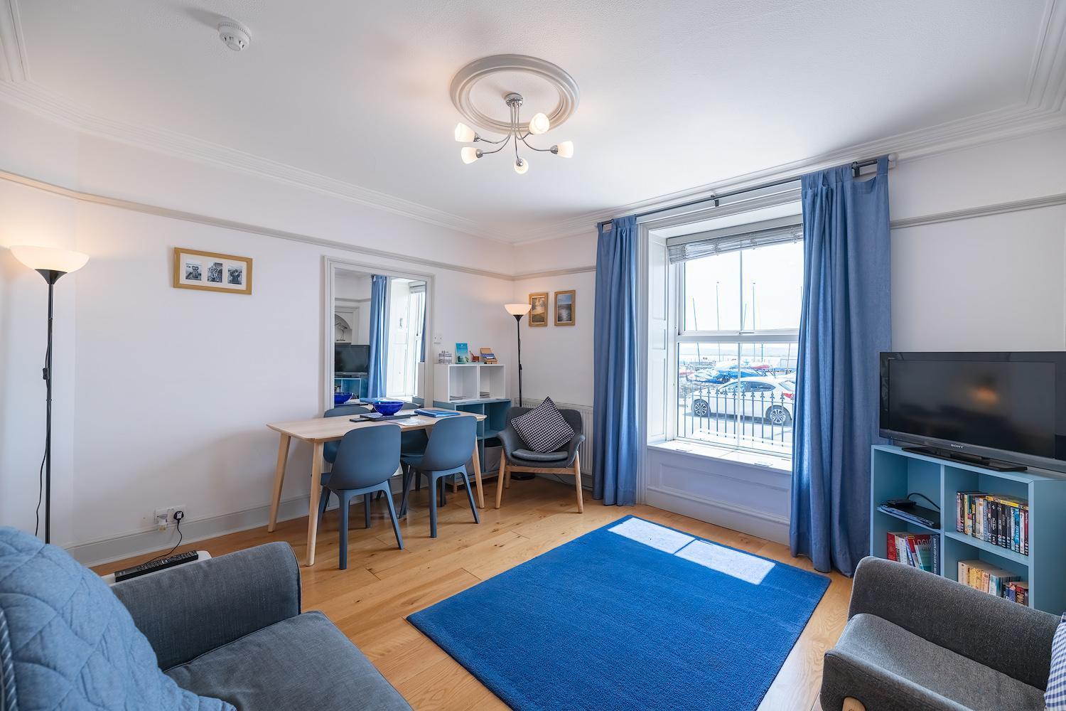 Ground Floor Sea View Apartment 애버디피 외부 사진
