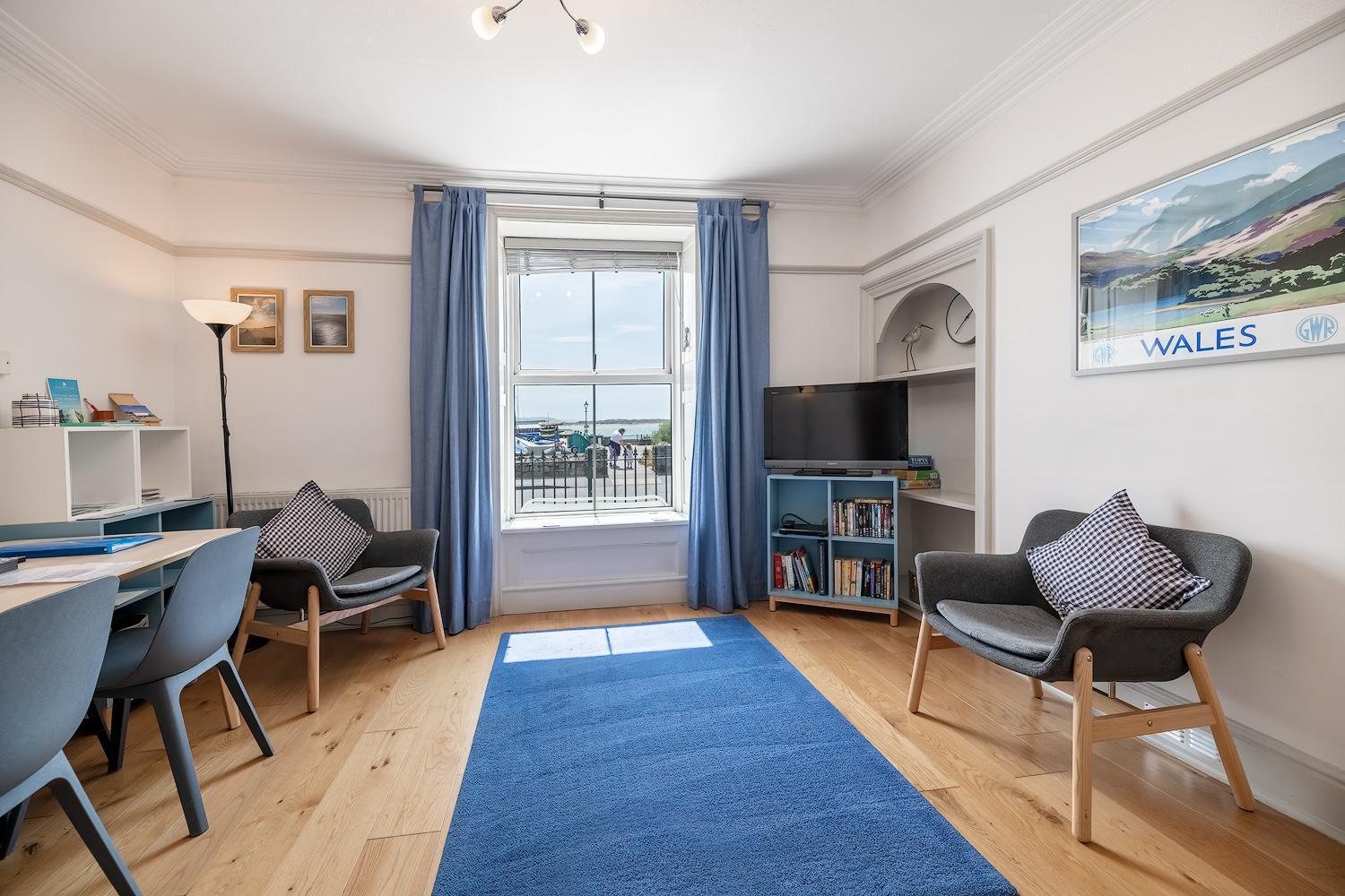 Ground Floor Sea View Apartment 애버디피 외부 사진