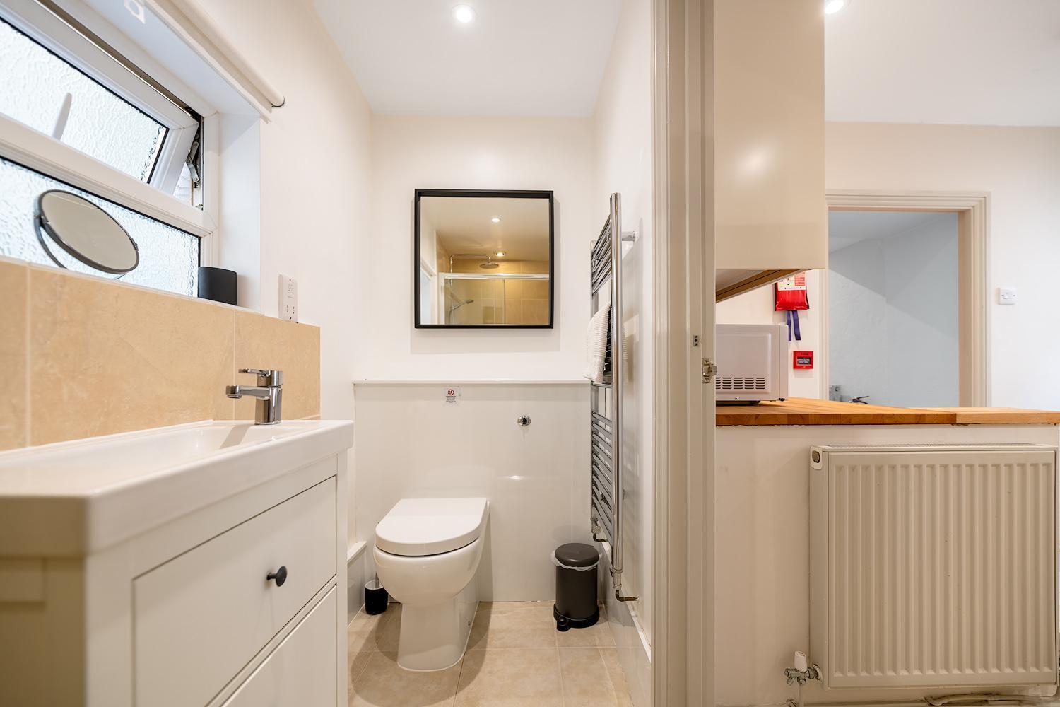 Ground Floor Sea View Apartment 애버디피 외부 사진