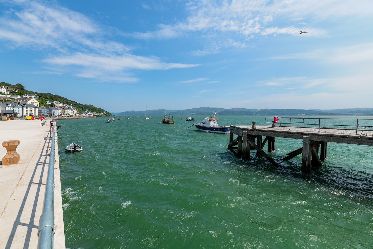 Ground Floor Sea View Apartment 애버디피 외부 사진